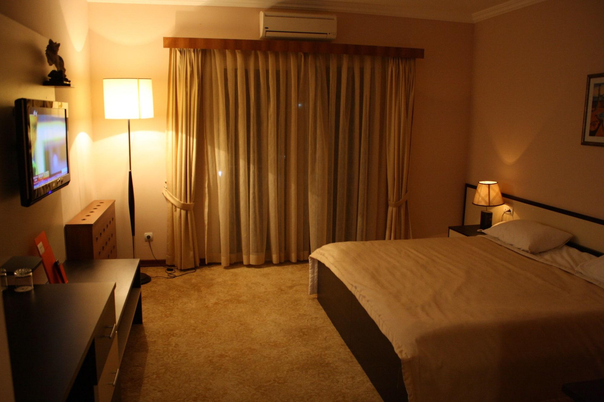 Kaspia Sahil Hotel Ленкорань Экстерьер фото