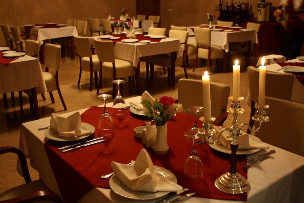 Kaspia Sahil Hotel Ленкорань Экстерьер фото