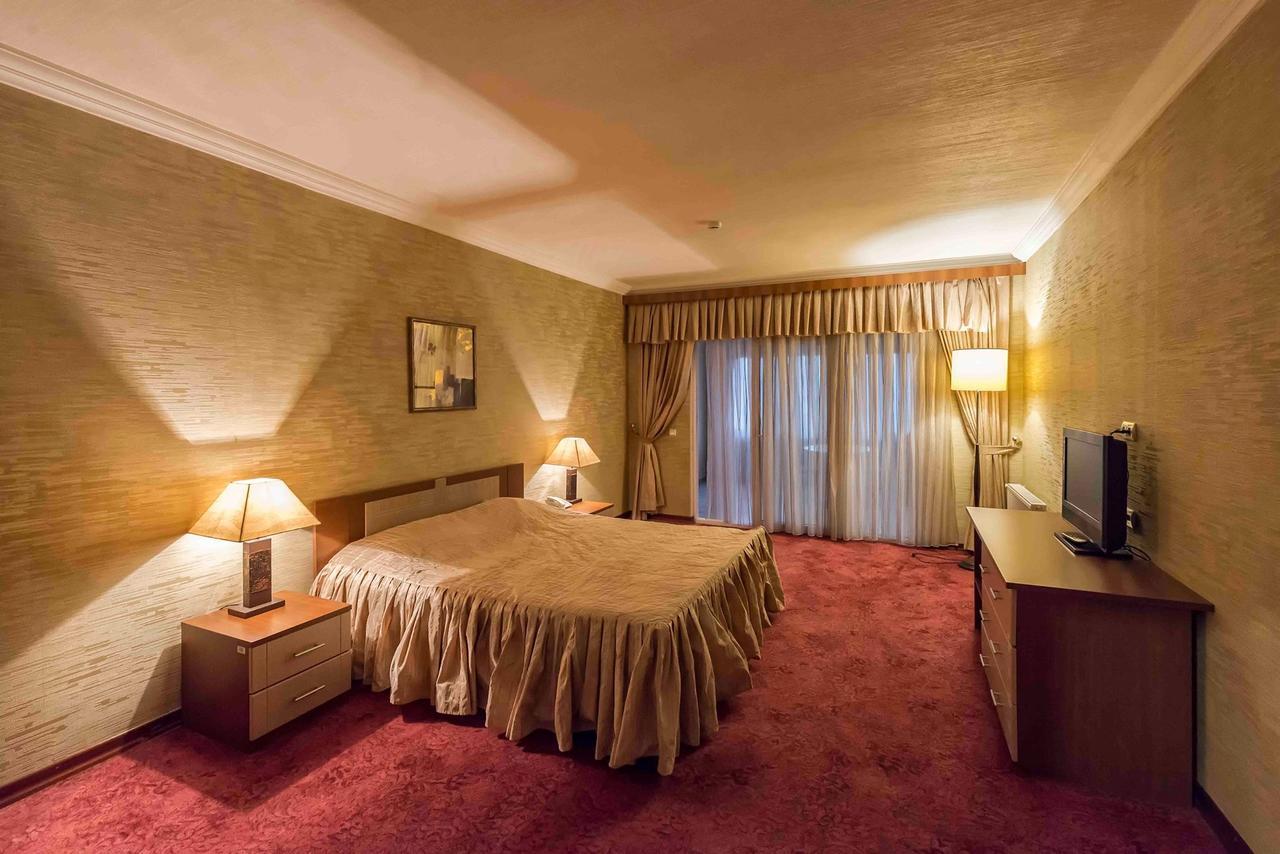 Kaspia Sahil Hotel Ленкорань Экстерьер фото
