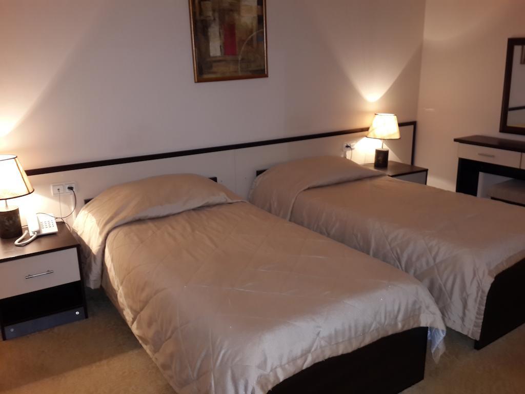 Kaspia Sahil Hotel Ленкорань Экстерьер фото